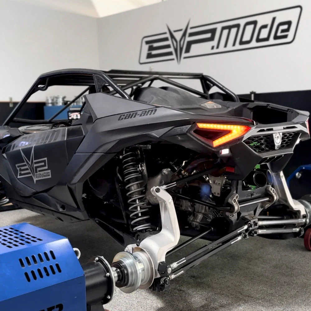 EVO Can-Am Maverick R Motul DCT Oil Change Kit - Image 3