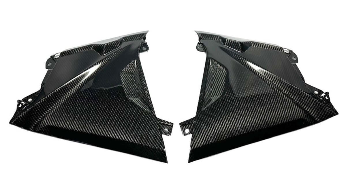 Fourwerx Can Am Maverick R Carbon Fiber Upper Dash - Outer Panels - Image 2