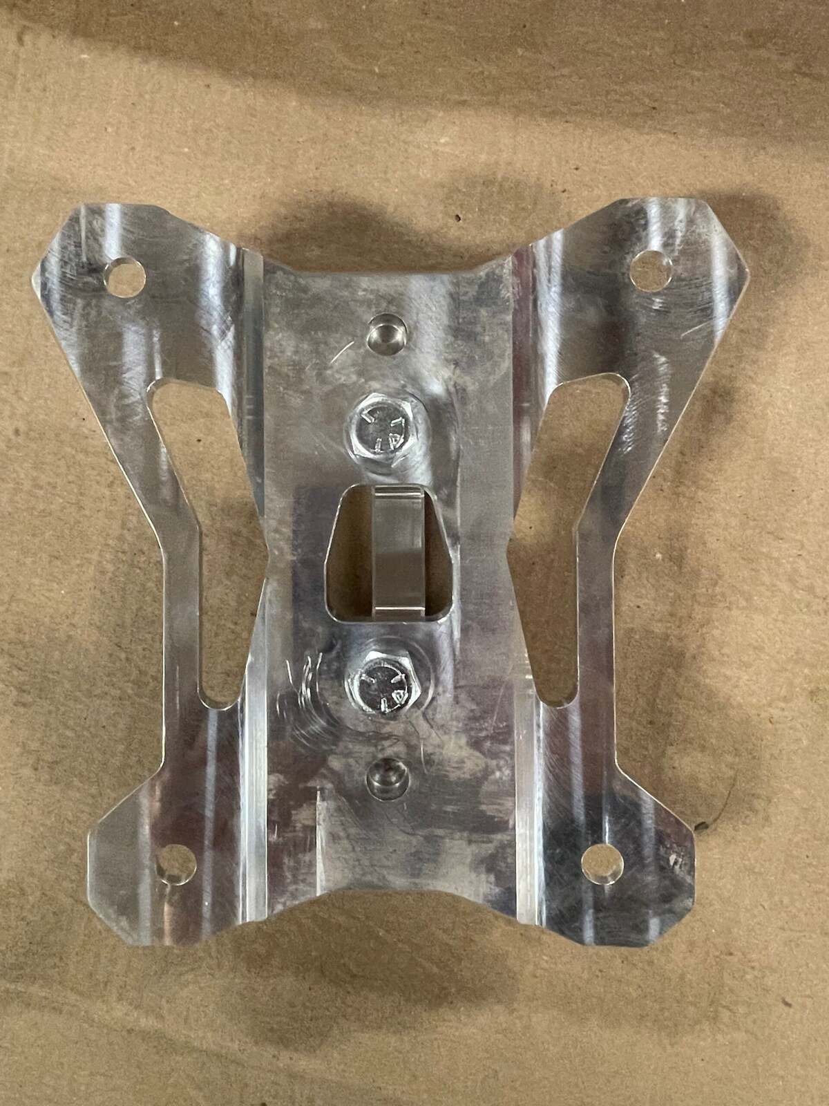 L&W Fab Polaris RZR Pro XP Radius Rod Plate - Image 4