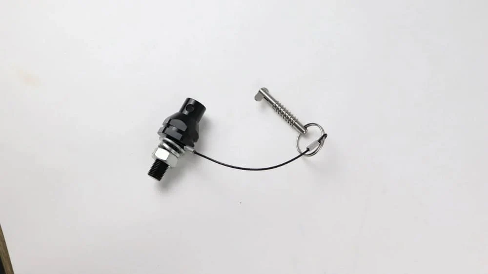 M Whips Ball Bearing Quick Disconnect Base - Image 3