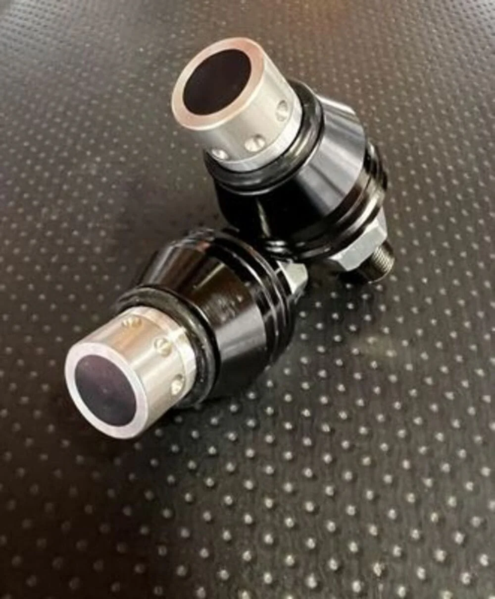 M Whips Ball Bearing Quick Disconnect Base - Image 9