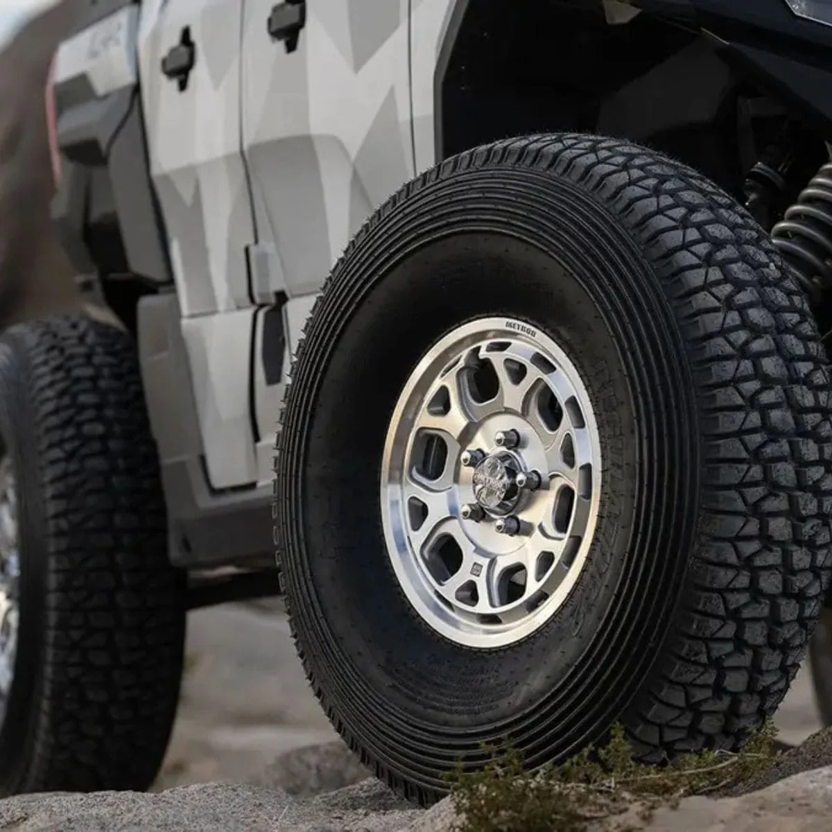 Method 416 UTV Bead Grip Wheel - Machined - Image 3