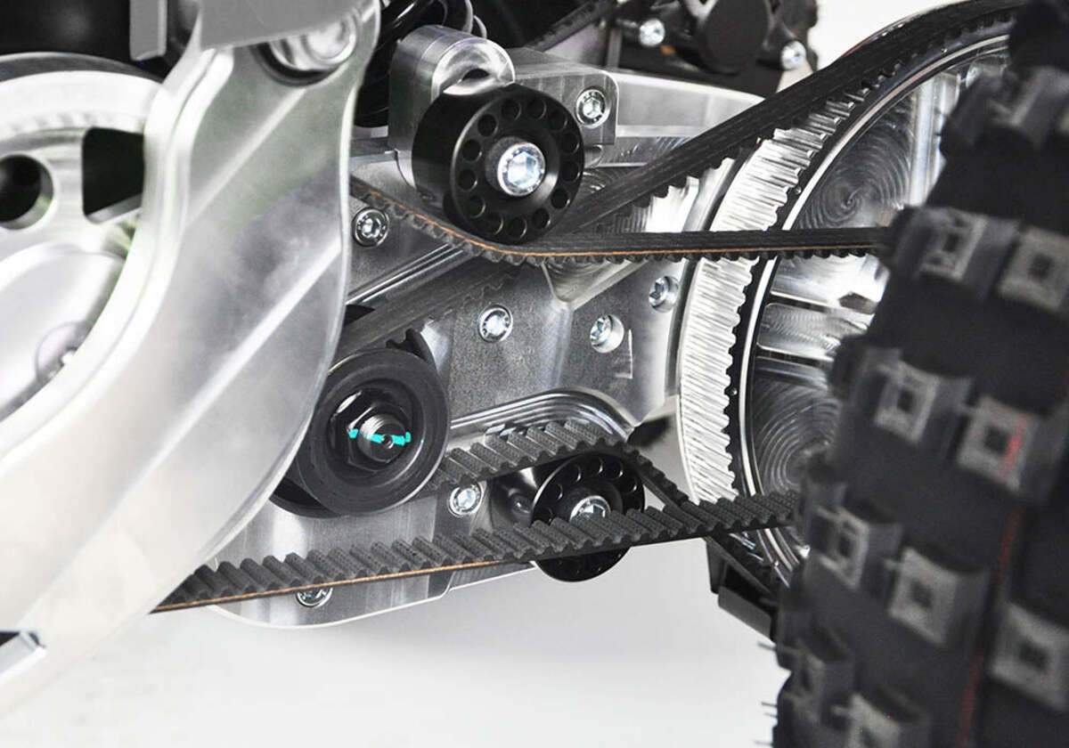 Mini RCR T3 Three Wheeler Electric Bike Blue W/ Black Carbon Fenders - Image 16