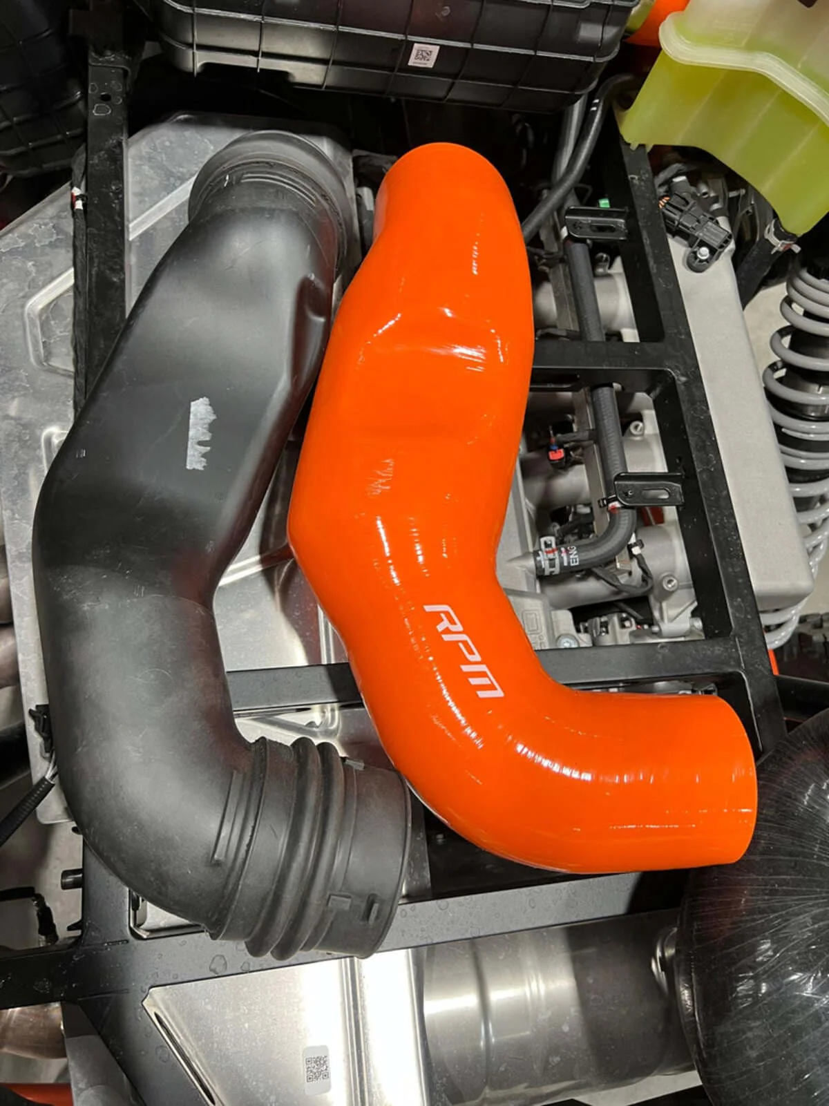 RPM Polaris RZR Pro R 6PLY Silicone HD Intake Tube/ Bed To Airbox - Image 6