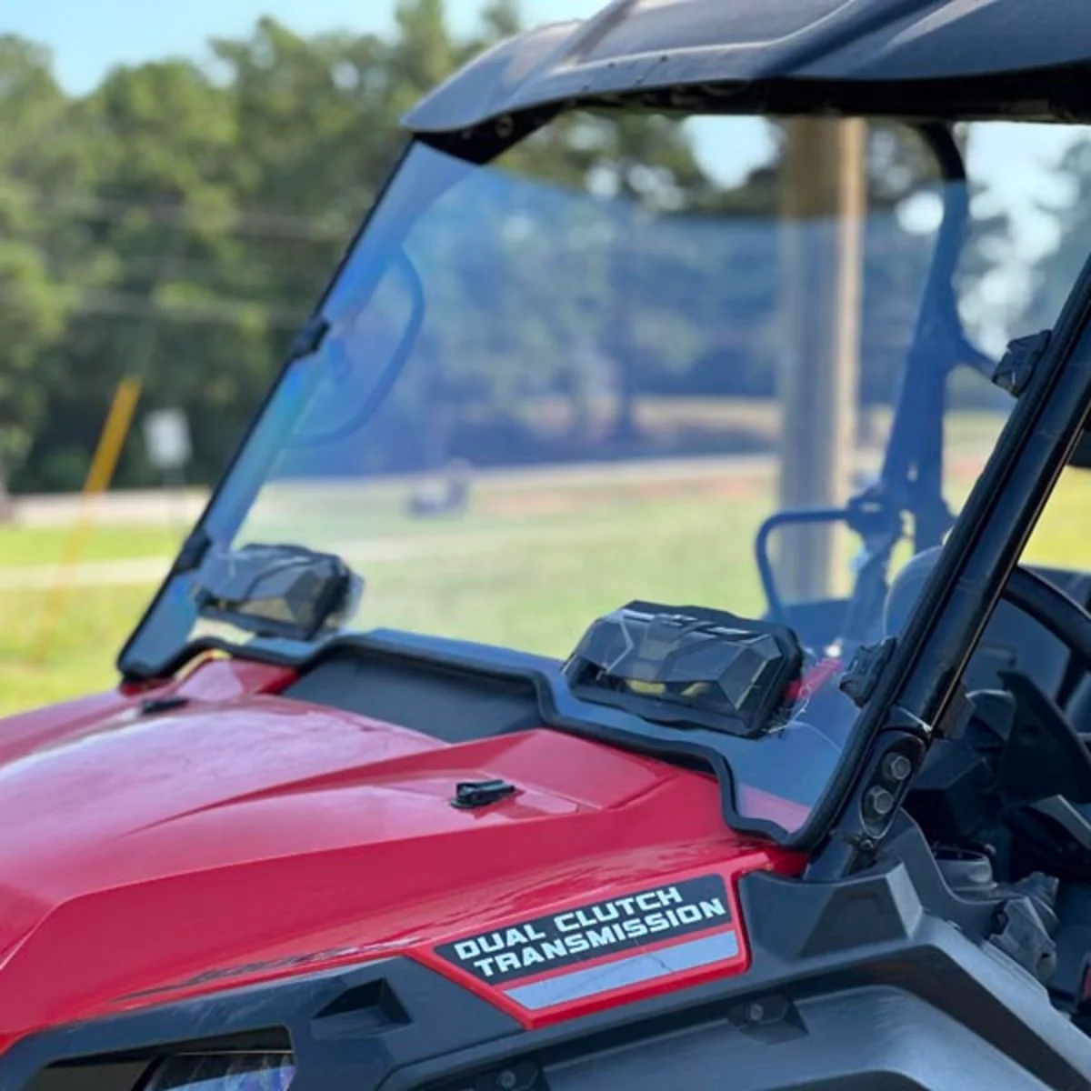 Seizmik Honda Pioneer 1000 Toolless Versa Vent Scratch Resistant Hard Coated Windshield - Image 6