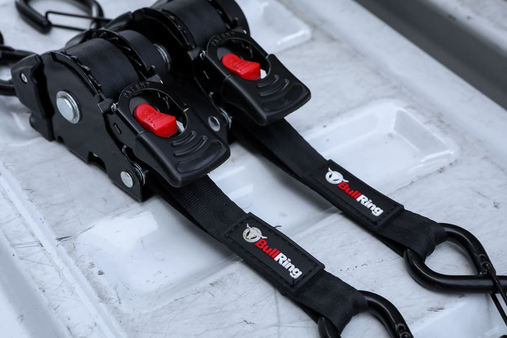 Speedstrap 1" x 10′ Retractable Ratchet Tie Down - 2 Pack - Image 4