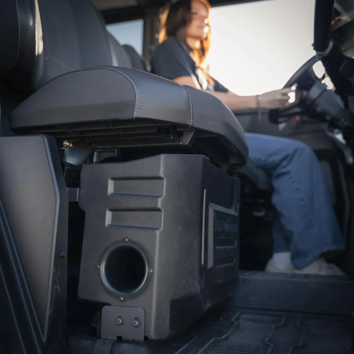 SSV Works '26+ Can-Am Defender HD11 4-Phase V-Spec 1.65 KW 5-Speaker Audio Kit - Image 4