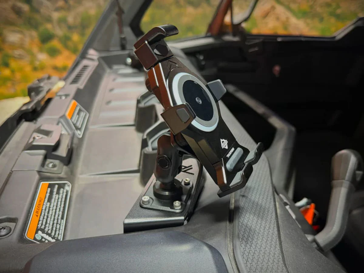 Thumper Fab Can-Am Defender HD11 Driver Side Phone Dash Mount