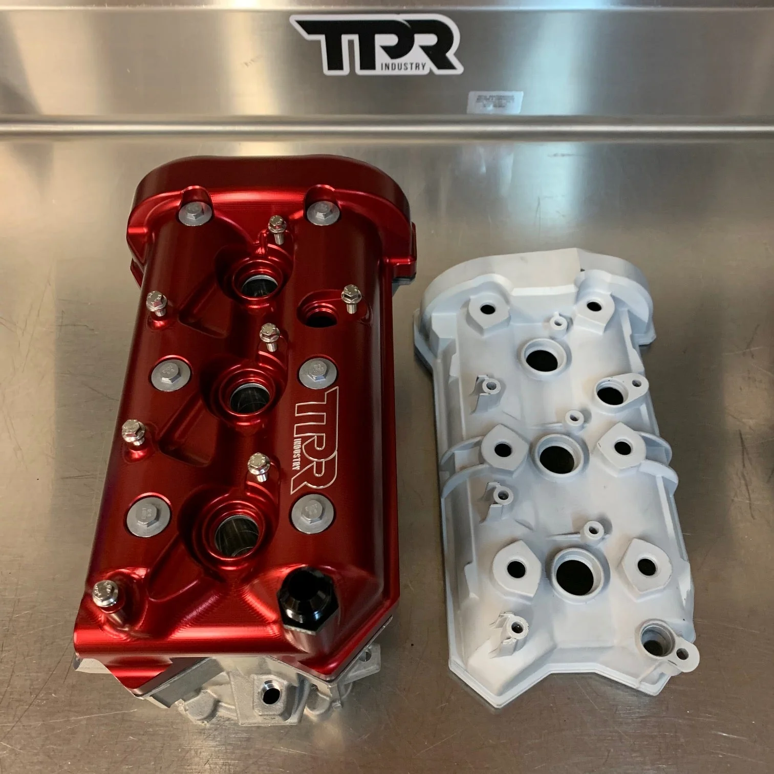 TPR Industry Billet Valve Cover X3 - Red - Image 5
