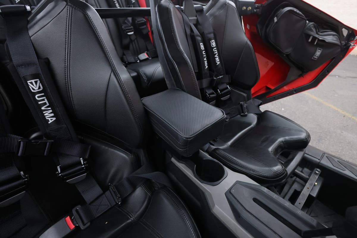 UTVMA '20-'24 Polaris RZR Pro 4 Front Armrest with Bracket - Image 3