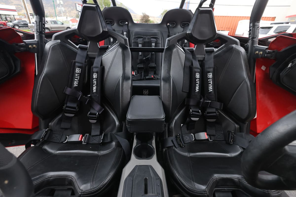 UTVMA '20-'24 Polaris RZR Pro 4 Front Armrest with Bracket - Image 4